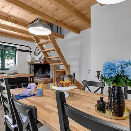 Olive Garden-pool, Privacy & Parking *