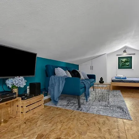 Olive Garden-pool, Privacy & Parking *