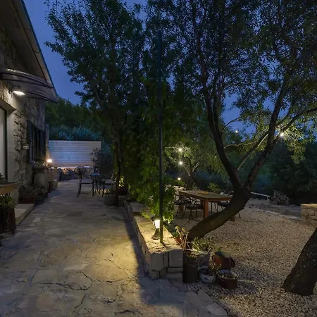 Olive Garden-pool, Privacy & Parking *