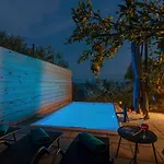 Olive Garden-pool, Privacy & Parking Σπίτι διακοπών