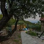 Σπίτι διακοπών Olive Garden-pool, Privacy & Parking Μακάρσκα
