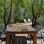 Σπίτι διακοπών Olive Garden-pool, Privacy & Parking Μακάρσκα