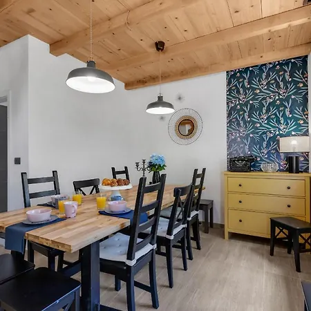 Olive Garden-pool, Privacy & Parking Tatil Evi Makarska