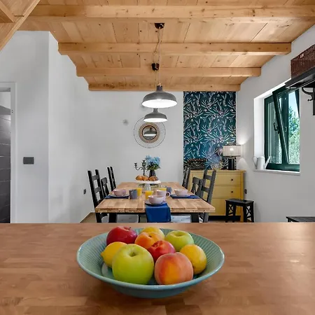 펜션 Olive Garden-pool, Privacy & Parking