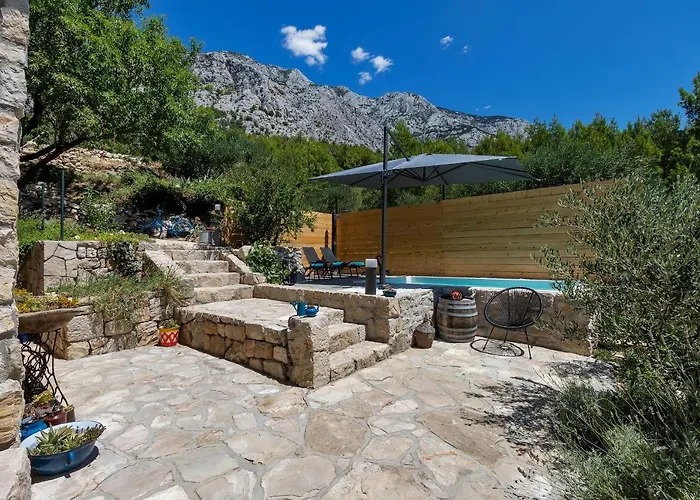 Olive Garden-pool, Privacy & Parking *