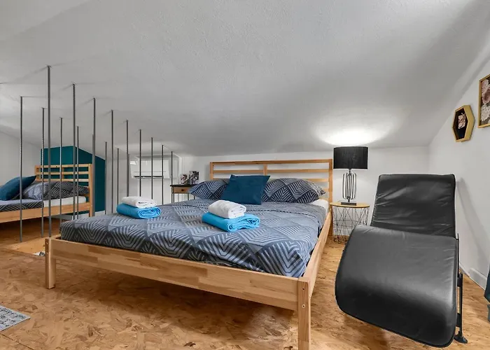 Olive Garden-pool, Privacy & Parking Holiday home Makarska