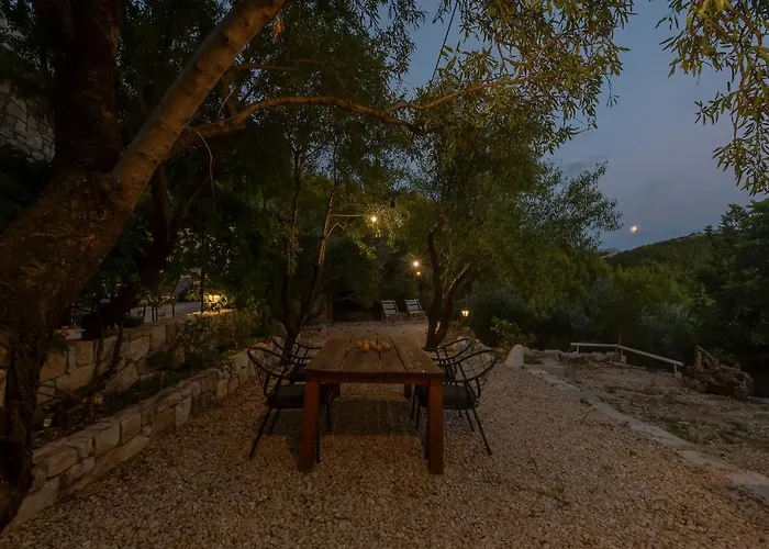 Olive Garden-pool, Privacy & Parking *