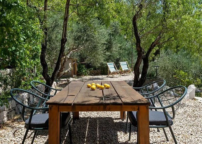 Σπίτι διακοπών Olive Garden-pool, Privacy & Parking Μακάρσκα