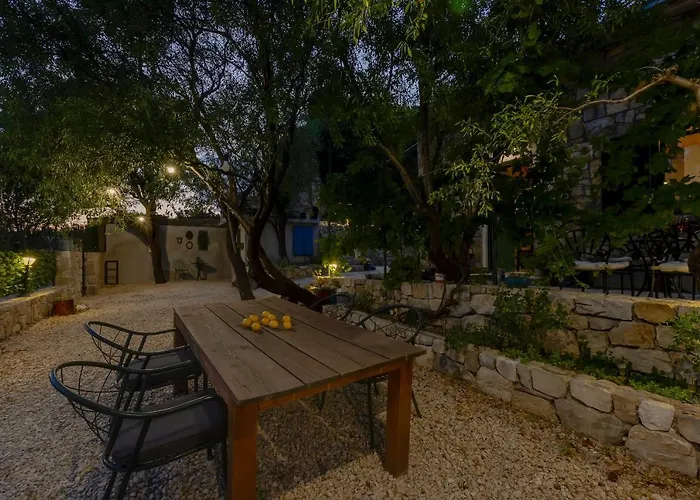 Olive Garden-pool, Privacy & Parking Σπίτι διακοπών