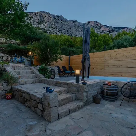 Olive Garden-pool, Privacy & Parking *