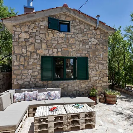 Σπίτι διακοπών Olive Garden-pool, Privacy & Parking Μακάρσκα